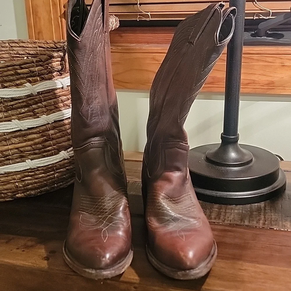 FRYE cowboy boots, Billy pull on - Picture 2 of 3